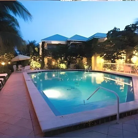 The Caribbean Court Boutique Hotel 